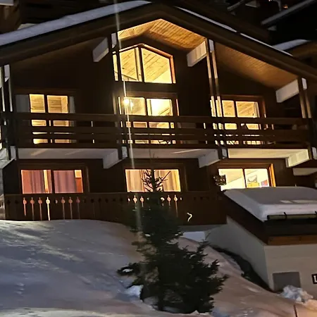 Family T3 Near The Slopes *
